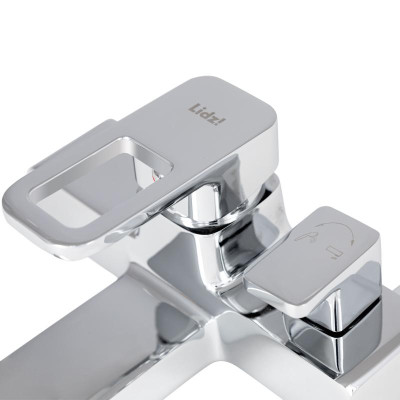 Смеситель для ванны Lidz Wawel 006 (c душевым гарнитуром) (k35) LDWAW006CRM45388 Chrome Смеситель для ванны Lidz Wawel 006 (c душевым гарнитуром) (k35) LDWAW006CRM45388 Chrome
