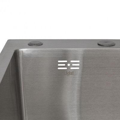 Мойка для кухни интегрированная Lidz Handmade H6350R крыло справа (LDH6350BRUR45587) Brushed Steel 3,0/1,0 мм Мойка для кухни интегрированная Lidz Handmade H6350R крыло справа (LDH6350BRUR45587) Brushed Steel 3,0/1,0 мм
