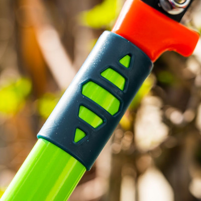 Сучкорез плоскостной Verto, держатель прорезиненный, антискользящий, d 30мм, 700мм, 1310гр (15G254) Сучкорез плоскостной Verto, держатель прорезиненный, антискользящий, d 30мм, 700мм, 1310гр (15G254)