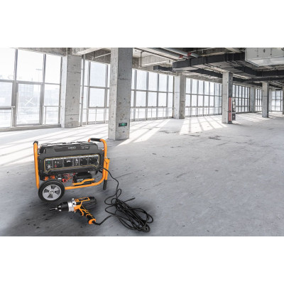 Neo Tools Генератор бензиновий 04-730, 2.8/3.0кВт, 1х12В та 2х230В (16А), бак 15л, 313г/кВтГ, 45 кг