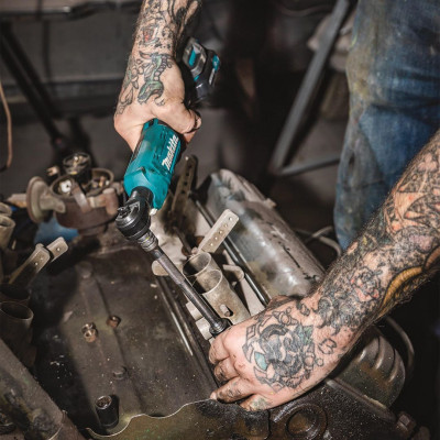Гайковерт ударний кутовий Makita WR100DZ 10.8В 800об·хв 47.5Нм 1.2кг без АКБ та ЗП