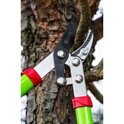 Сучкорез контактный Verto, d 35мм, 680мм, 1126гр (15G251) Сучкорез контактный Verto, d 35мм, 680мм, 1126гр (15G251)