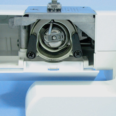 Швейна машина МINERVA M832B,  електромех., 85 Вт,  37 швейних операцій, петля напівавтомат, білий+синій