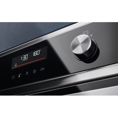 Духовой шкаф Electrolux электрический, 65л, A+, дисплей, конвекция, пиролиз, телескопические направляющие, черный+нерж (EOF6P76BX)