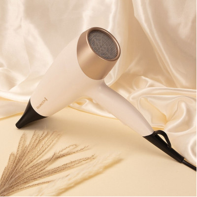 Фен Remington Shea Soft, 2200Вт, 3 режими, дифузор,турмалінова іоніз-я, хол. обдув, біло-золотий