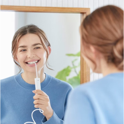 Іригатор Panasonic стаціонарний, чаша 600 мл, від мережі , 4 насадки, білий