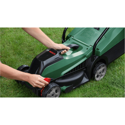 Газонокосарка акумуляторна Bosch CityMower 18V-32-300 18В 32см 31л 30-60мм 8.8кг без АКБ та ЗП