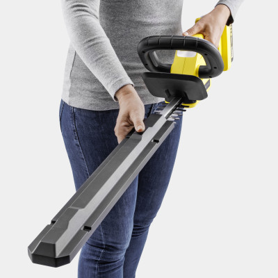 Кущоріз акумуляторний Karcher HGE 2-18 18В лезо 45см крок різу 18мм 2.34кг без АКБ та ЗП Кущоріз акумуляторний Karcher HGE 2-18 18В лезо 45см крок різу 18мм 2.34кг без АКБ та ЗП