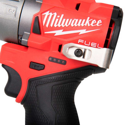 Шурупокрут-дриль акумуляторний Milwaukee M12 FDD2-202X 12В 2х2А·год 37Нм 0-1550об/хв ЗП C12 С кейс 1.1кг