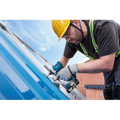 Гвинтоверт ударний акумуляторний Bosch Professional GDR 18V-215 18В 215Нм 3800об/хв M6-M16 кейс 1кг без АКБ та ЗП