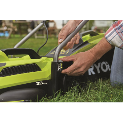 Газонокосилка Ryobi RLM13E33S 1300Вт 33см 35л 20-60мм EasyEdge 9кг (5133002343)