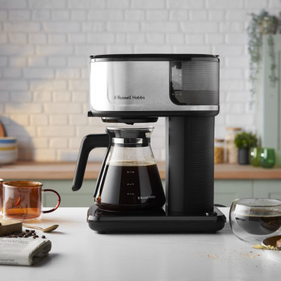 Кавоварка Russell Hobbs Attentiv, 1.25л, мелена, чорно-срібний Кавоварка Russell Hobbs Attentiv, 1.25л, мелена, чорно-срібний