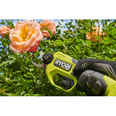 Секатор акумуляторний Ryobi ONE+ HP RY18SCXA-120T 18В акб 1х2А·год ЗП d різа 28мм 0.83кг кейс Секатор акумуляторний Ryobi ONE+ HP RY18SCXA-120T 18В акб 1х2А·год ЗП d різа 28мм 0.83кг кейс