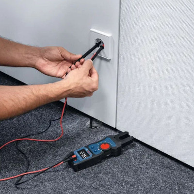 Вилковий вимірювач Bosch Professional GFM 1000-15 0-1000В 2AAх1.5В