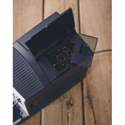 Кавомашина Nivona CafeRomatica 2.2л, зерно + мелена, ручний капучинатор, авторецептів - 5, сіро - чорний Кавомашина Nivona CafeRomatica 2.2л, зерно + мелена, ручний капучинатор, авторецептів - 5, сіро - чорний