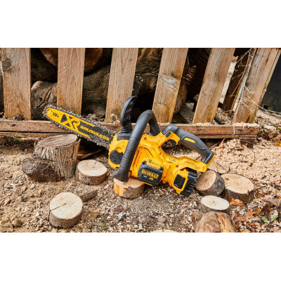 Пила ланцюгова акумуляторна DeWalt 18В шина 30см 3/8