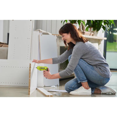 Викрутка акумуляторна Ryobi USB Lithium RSDP4-120G 4В 1х2А·год 5Нм 200об/хв поворотне руків'я 0.35кг Викрутка акумуляторна Ryobi USB Lithium RSDP4-120G 4В 1х2А·год 5Нм 200об/хв поворотне руків'я 0.35кг