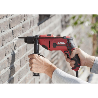 Дриль ударний SKIL 6725 AA 710Вт ШЗП 13мм 0-2800об/хв 2кг Дриль ударний SKIL 6725 AA 710Вт ШЗП 13мм 0-2800об/хв 2кг