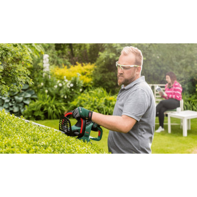 Bosch Кущоріз UniversalHedgeCut 60 480Вт 60см крок різу 30мм 3.7 кг