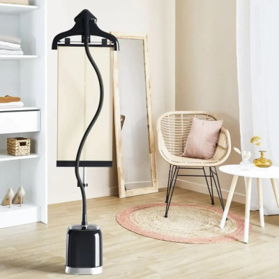 Відпарювач Tefal вертикальний Pro Style Garment, 2000Вт, 1500мл, постійна пара - 42гр, чорний Відпарювач Tefal вертикальний Pro Style Garment, 2000Вт, 1500мл, постійна пара - 42гр, чорний