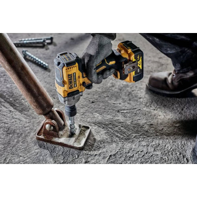 Гайковерт ударний DeWalt XR Li-Ion безщітковий 18В 1084Нм 2000об/хв 3250уд/хв 1/2 Гайковерт ударний DeWalt XR Li-Ion безщітковий 18В 1084Нм 2000об/хв 3250уд/хв 1/2