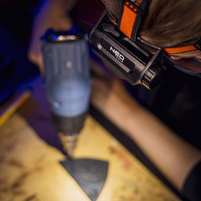 Neo Tools Ліхтар налобний акумуляторний, 2000мА•год, 1000лм, 10Вт, 6 функцій освітлення +червоне та блакитне світло, IP20 Neo Tools Ліхтар налобний акумуляторний, 2000мА•год, 1000лм, 10Вт, 6 функцій освітлення +червоне та блакитне світло, IP20