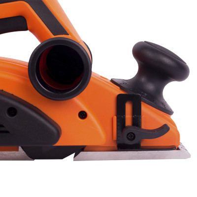 Рубанок Tekhmann TP-82/1050 S 1050Вт 82мм стругання до 3мм 3.8кг Рубанок Tekhmann TP-82/1050 S 1050Вт 82мм стругання до 3мм 3.8кг