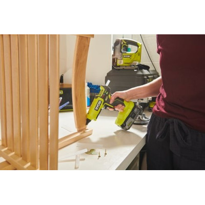 Пістолет клейовий Ryobi ONE+ RGL18-0 18В стрижні 11/12мм 200/130° без АКБ та ЗП