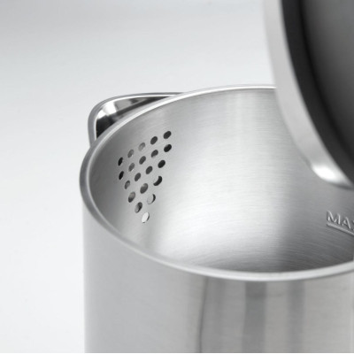 Електрочайник Gorenje, 1,5л, подвійні стінки, Strix контроль, нерж.