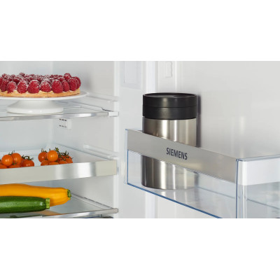 Кавомашина Siemens 1.7л, зерно + мелена, автомат.капучинатор, LED - дисплей, авторецептів - 8, чорно - срібний