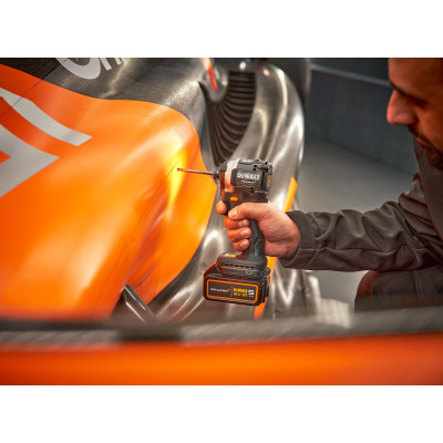 Шурупокрут-дриль ударний акумуляторний DeWALT McLaren F1 TEAM LIMITED EDITION 18В 2х5А·год 205Нм 1000-2800-3250об/хв кейс ЗП 1.0кг
