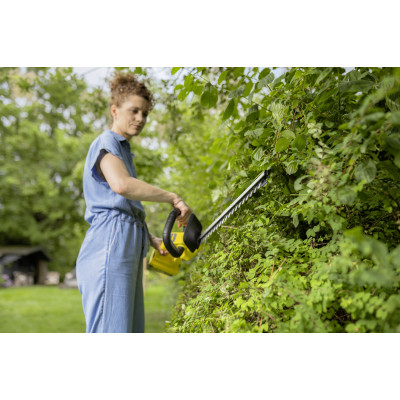 Кущоріз акумуляторний Karcher HGE 2-18 18В лезо 45см крок різу 18мм 2.34кг без АКБ та ЗП Кущоріз акумуляторний Karcher HGE 2-18 18В лезо 45см крок різу 18мм 2.34кг без АКБ та ЗП