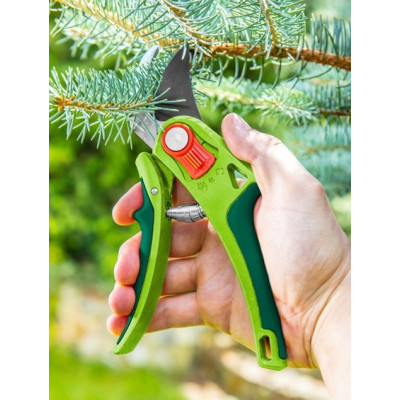 Секатор площинний Verto, тримач прогумований, антиковзкий, d 12мм, 210мм, 205гр (15G202)