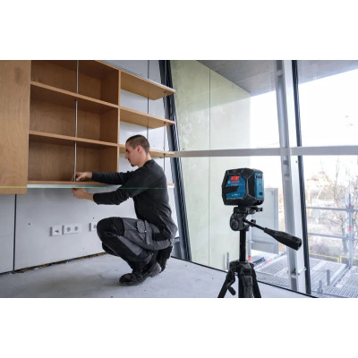 Нівелір лазерний Bosch Professional GLL 20-22 G 3.7В/4АА до 20м ±0.3мм/м зелений промінь чохол IP 65 0.59кг Нівелір лазерний Bosch Professional GLL 20-22 G 3.7В/4АА до 20м ±0.3мм/м зелений промінь чохол IP 65 0.59кг