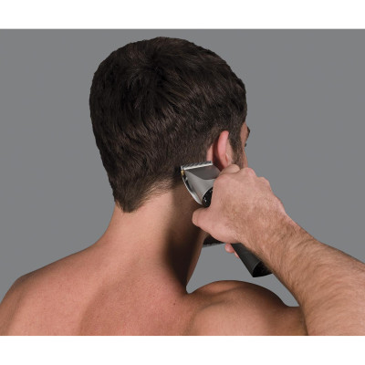 Машинка для стрижки Remington Genius, мережа+акум., насадок-8, кейс,ножиці, гребінець в компл, кераміч.напилення, чорний