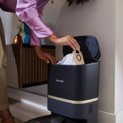 Philips Робот-пилосос Series 7000 , h=35см, вологе прибирання, конт пил -0.26л, вода -0.24л, автон. робота до 180хв, НЕРА 11, чорний