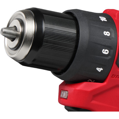Шурупокрут-дриль акумуляторний Milwaukee M12 BLDDRC-201BRF 12В 2А·год 40Нм 0-1700об/хв ЗП С12 сумка 0.98кг Шурупокрут-дриль акумуляторний Milwaukee M12 BLDDRC-201BRF 12В 2А·год 40Нм 0-1700об/хв ЗП С12 сумка 0.98кг