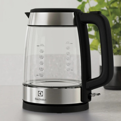 Electrolux Електрочайник, 1,7л, Strix, скло, чорний+нерж