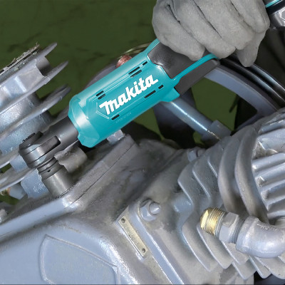 Гайковерт ударний кутовий Makita WR100DZ 10.8В 800об·хв 47.5Нм 1.2кг без АКБ та ЗП