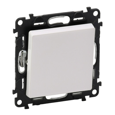 Перемикач Legrand Valena LIFE, 10АХ, 250V, автоматичні клеми, білий Перемикач Legrand Valena LIFE, 10АХ, 250V, автоматичні клеми, білий