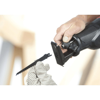 Пила шабельна SKIL 4961 AA 900Вт пропил 200мм хід 29мм 3кг