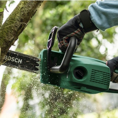 Пила ланцюгова Bosch UniversalChain 35 35см 1800Вт ланцюг Oregon 4.2кг (0.600.8B8.303)