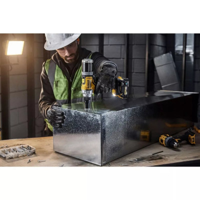 Заклепочник акумуляторний DeWALT 18В XR Li-Ion 18В 20000Нм 4.8-6.4мм 3шт кейс 1.65кг без АКБ та ЗП