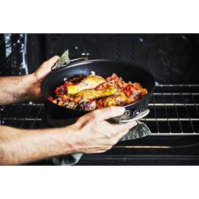 Сотейник с крышкой Tefal Unlimited, 26см, 2.5л, алюминий, стекло, черный Сотейник с крышкой Tefal Unlimited, 26см, 2.5л, алюминий, стекло, черный