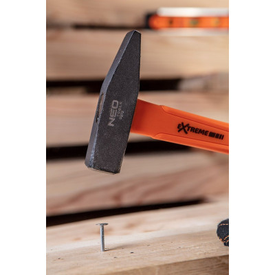 Молоток слюсарний Neo Tools Extrem 500г 32.5см руків'я скловолокно Молоток слюсарний Neo Tools Extrem 500г 32.5см руків'я скловолокно