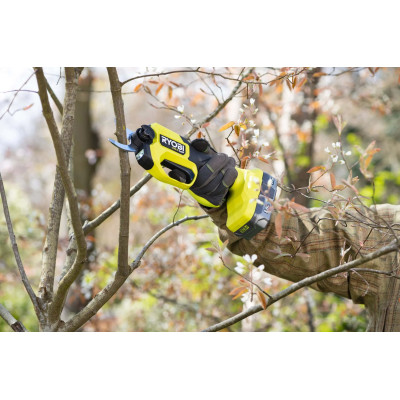 Секатор акумуляторний Ryobi ONE+ HP RY18SCXA-120T 18В акб 1х2А·год ЗП d різа 28мм 0.83кг кейс Секатор акумуляторний Ryobi ONE+ HP RY18SCXA-120T 18В акб 1х2А·год ЗП d різа 28мм 0.83кг кейс