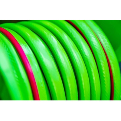 Шланг садовый Verto Professional, 3/4", 50м, 3 слоя, до 25бар, -10…+45°C (15G825) Шланг садовый Verto Professional, 3/4", 50м, 3 слоя, до 25бар, -10…+45°C (15G825)