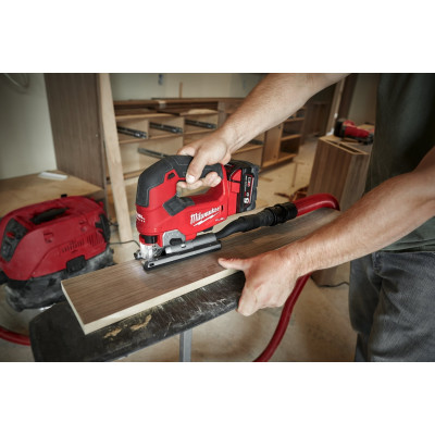 Лобзик акумуляторний Milwaukee M18 FJS-0X 18В 3500об/хв хід 25мм кейс 2.9кг без АКБ та ЗП Лобзик акумуляторний Milwaukee M18 FJS-0X 18В 3500об/хв хід 25мм кейс 2.9кг без АКБ та ЗП