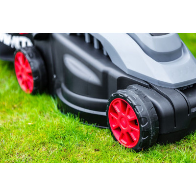Газонокосарка GRAPHITE 2000Вт 43см 45л 20-70мм 14кг (59G475)