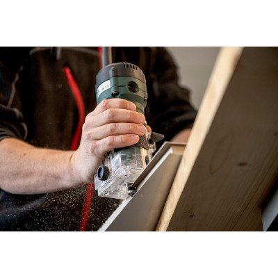 Фрезер Metabo FM 500-6 500Вт цанга 6мм 32000об/хв 1.3кг Фрезер Metabo FM 500-6 500Вт цанга 6мм 32000об/хв 1.3кг